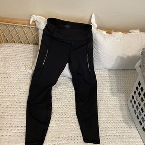 Athleta Rainier Tights. Size Medium